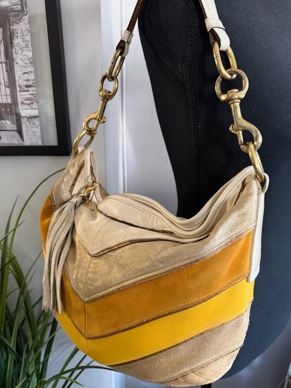 Coach Vintage Y2K Limited Edition
Chevron Shoulder Bag - Picture 10 of 15